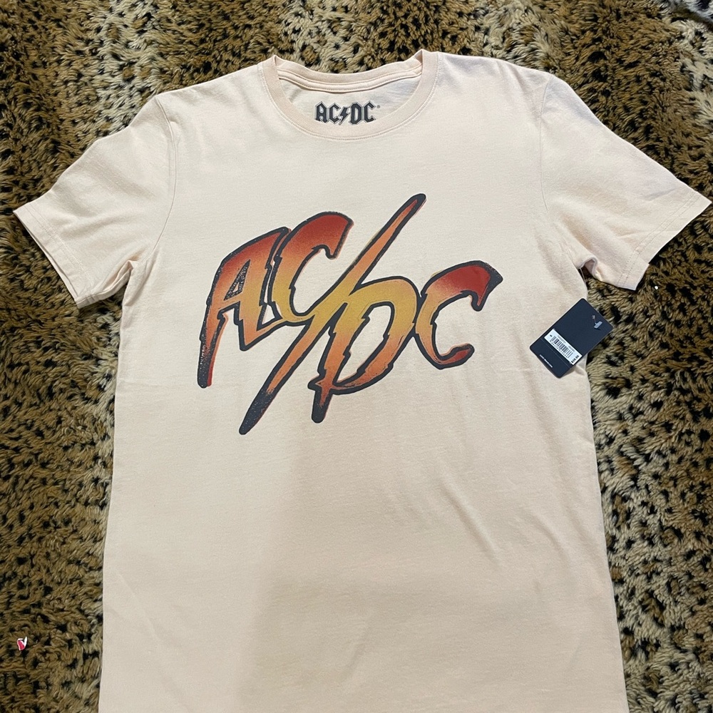 AC/DC 100% Lucky Brand t-shirt